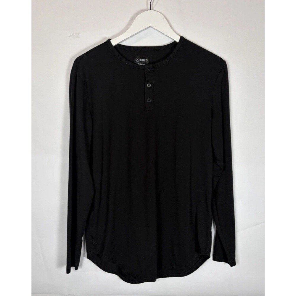 CUTS Clothing Mens Black Elongated Long Sleeve Henley Shirt Curved Hem Size M?